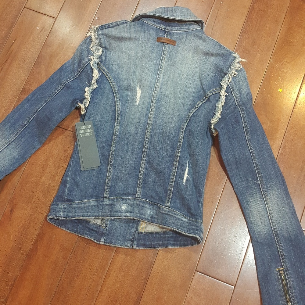 GUESS Commando Denim Jacket --- NWT XS - Picture 5 of 6